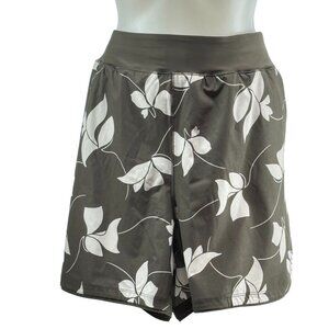 LANDS' END Women's Shorts Polyester Green Floral Stretchy Waist Pockets Size 26W